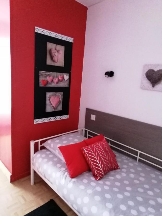 Hotel Sainte Therese Lourdes Buitenkant foto