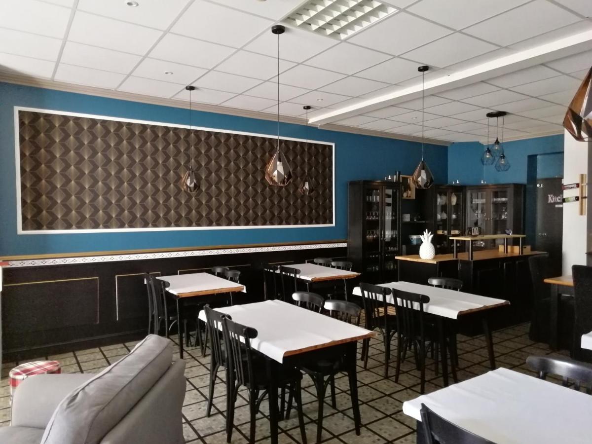 Hotel Sainte Therese Lourdes Buitenkant foto